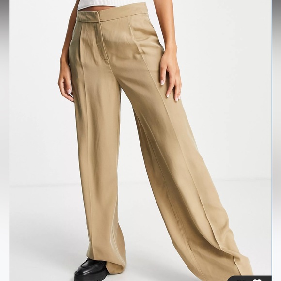 NWT- green wide leg trousers - Picture 2 of 9